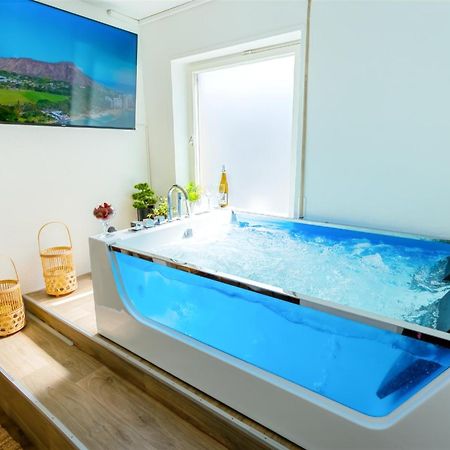 The Big Muenster Fuer Bis Zu 12, Whirlpool, Sauna, Zentral, Tischfussball, Balkon, Gasgrill 乌尔姆 外观 照片