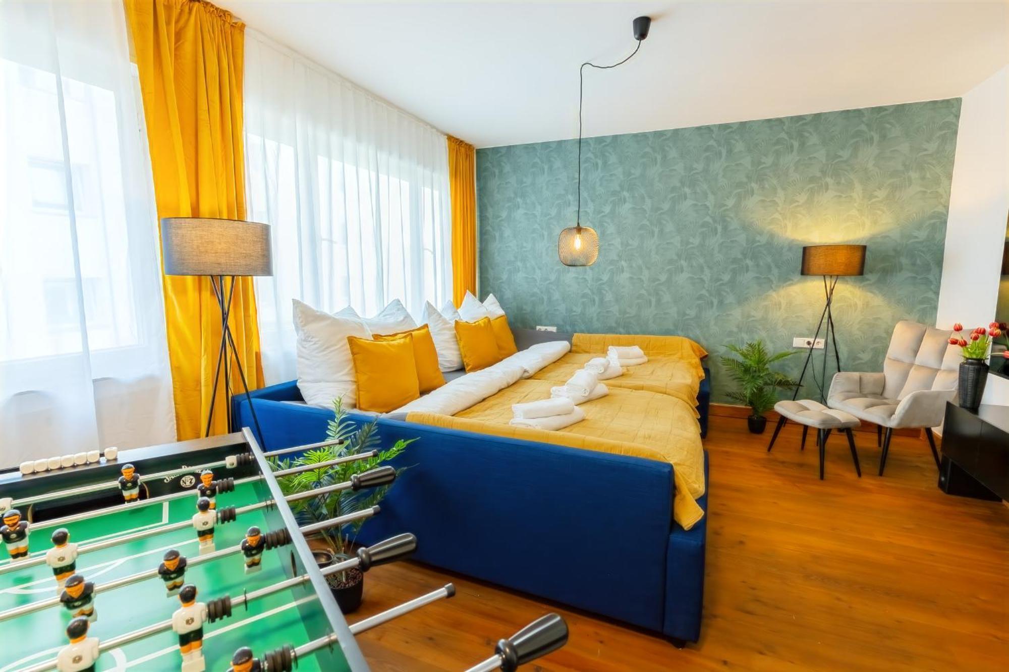 The Big Muenster Fuer Bis Zu 12, Whirlpool, Sauna, Zentral, Tischfussball, Balkon, Gasgrill 乌尔姆 外观 照片