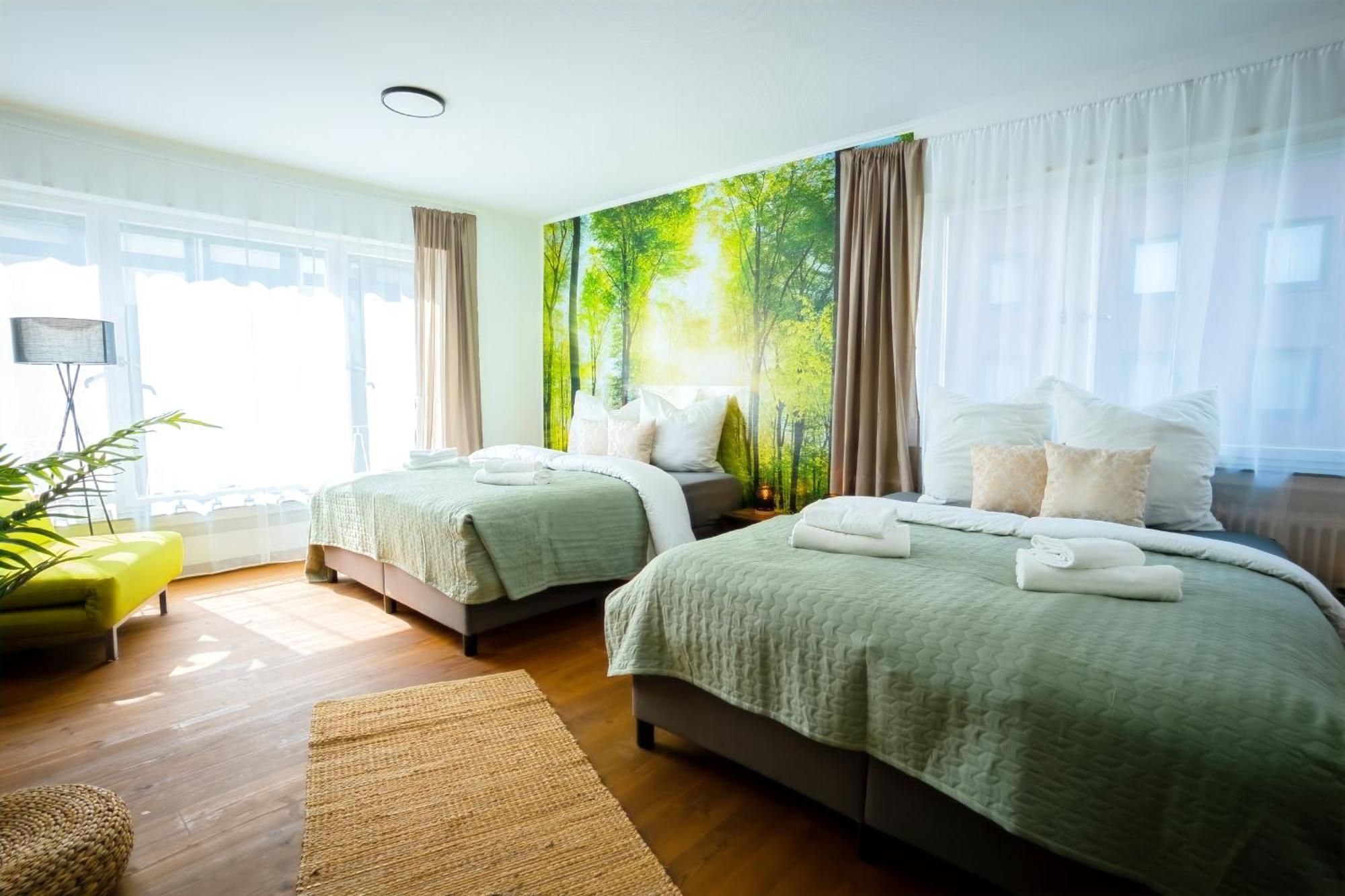 The Big Muenster Fuer Bis Zu 12, Whirlpool, Sauna, Zentral, Tischfussball, Balkon, Gasgrill 乌尔姆 外观 照片