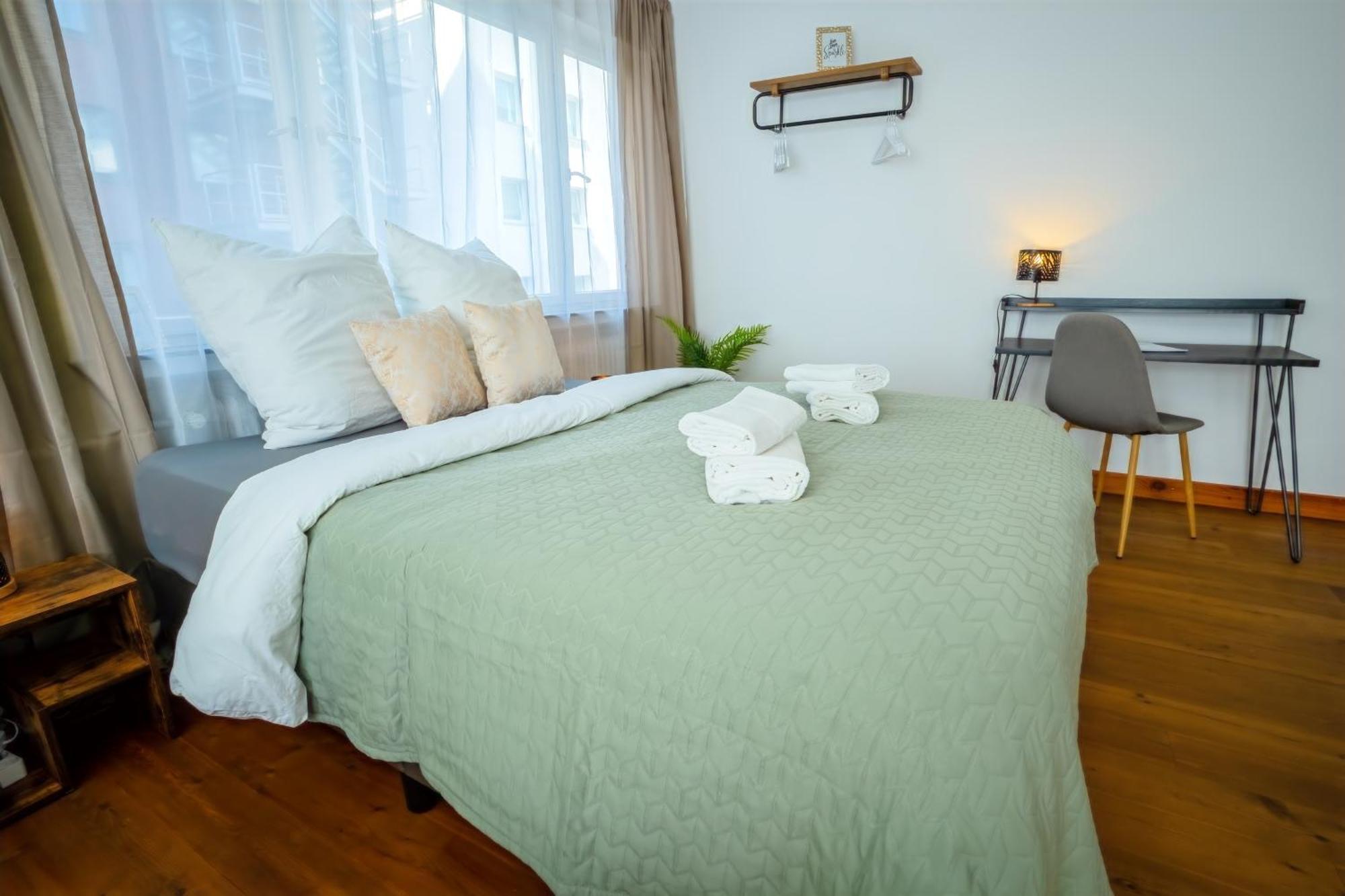 The Big Muenster Fuer Bis Zu 12, Whirlpool, Sauna, Zentral, Tischfussball, Balkon, Gasgrill 乌尔姆 外观 照片