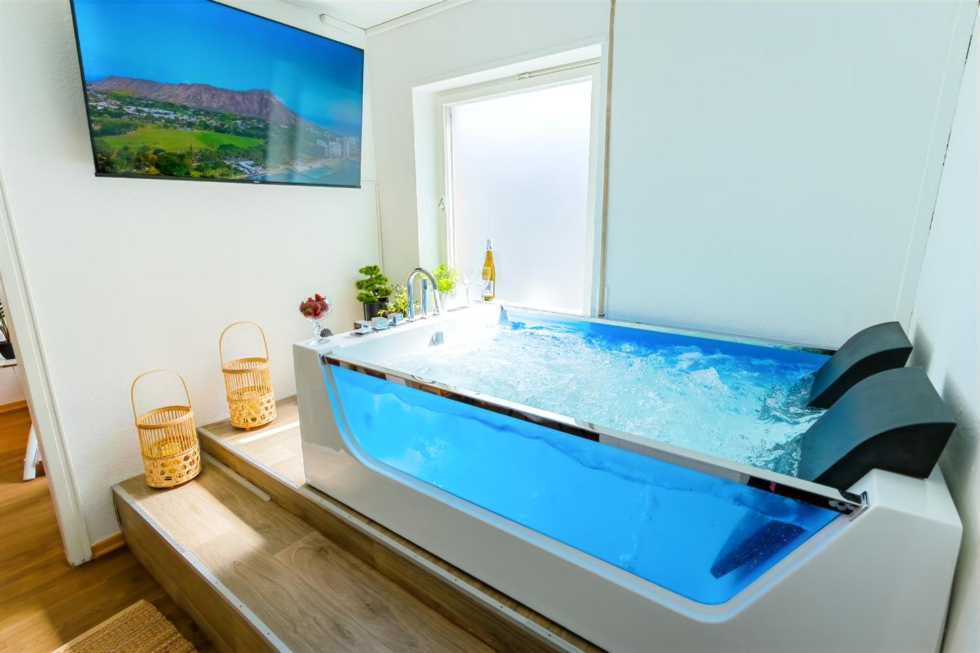The Big Muenster Fuer Bis Zu 12, Whirlpool, Sauna, Zentral, Tischfussball, Balkon, Gasgrill 乌尔姆 外观 照片